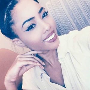 Meet your Posher, Ana